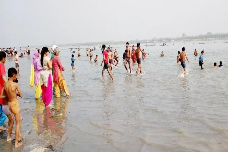Makhdumpur Ganga Mela 2022 | DEFINE PLACES